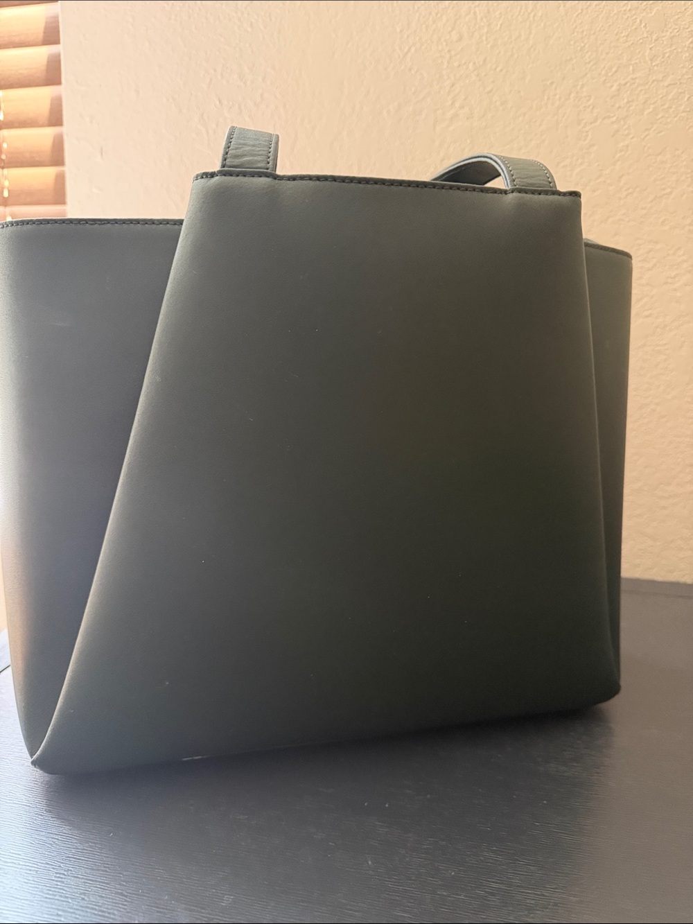 EUC KAAI Midi Pyramid Bag in Forest Green - Picture 8 of 10